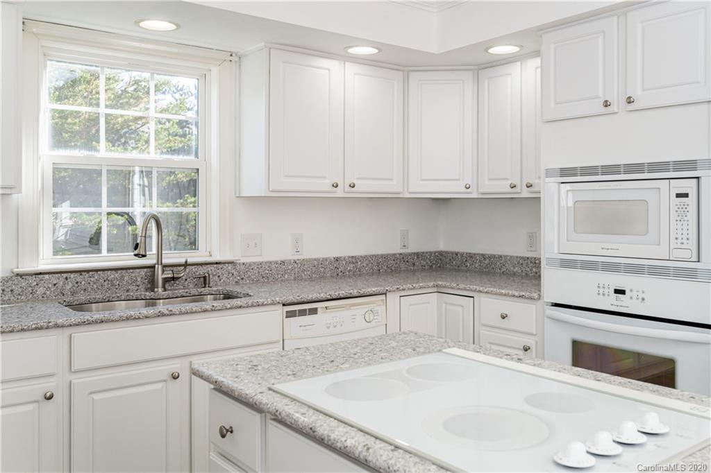 316 Gouges Branch Road Leicester, NC 28748 - Photo 8 of 41