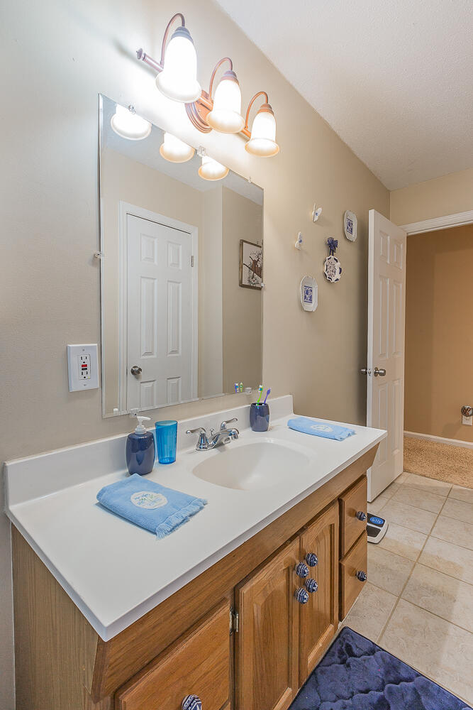 1626 Roberson Road Hixson, TN 37343 - Photo 15 of 32 1626 Roberson Road HD_-18