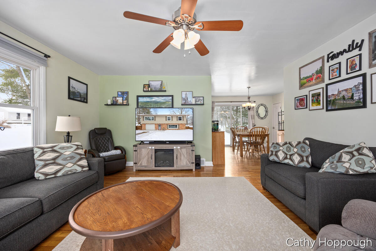 8511 Riverest Drive Portland, MI 48875 - Photo 8 of 34 8511-Riverest_008