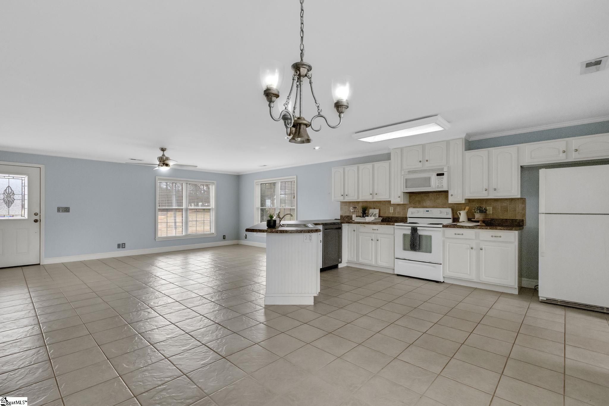 115 Taylors Road Taylors, SC 29687 - Photo 11 of 25