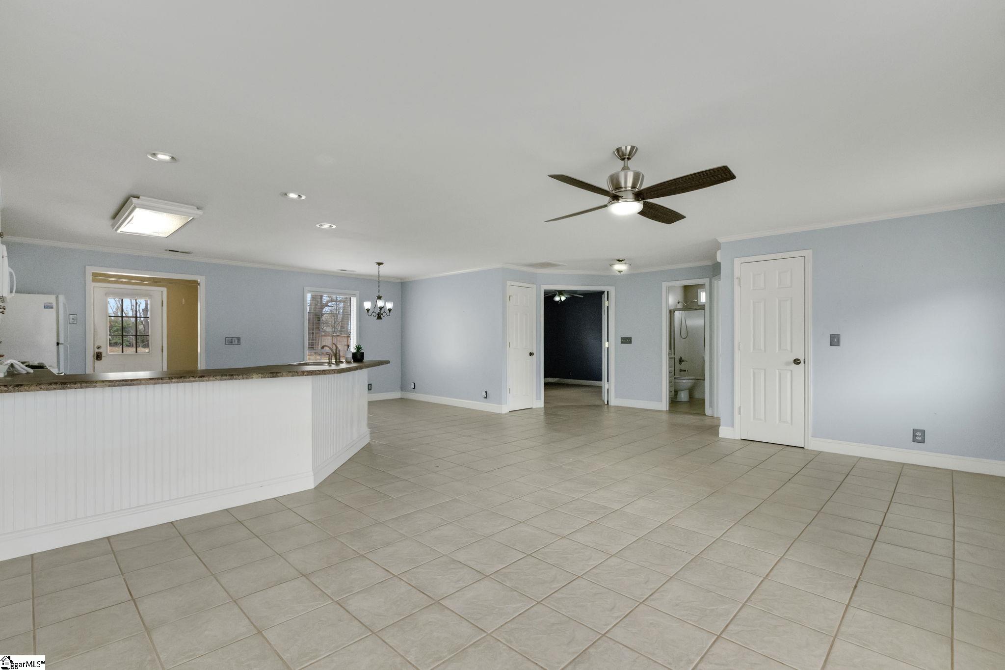 115 Taylors Road Taylors, SC 29687 - Photo 4 of 25