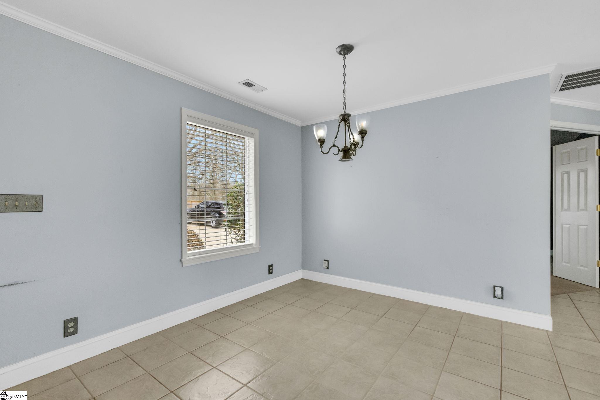 115 Taylors Road Taylors, SC 29687 - Photo 7 of 25