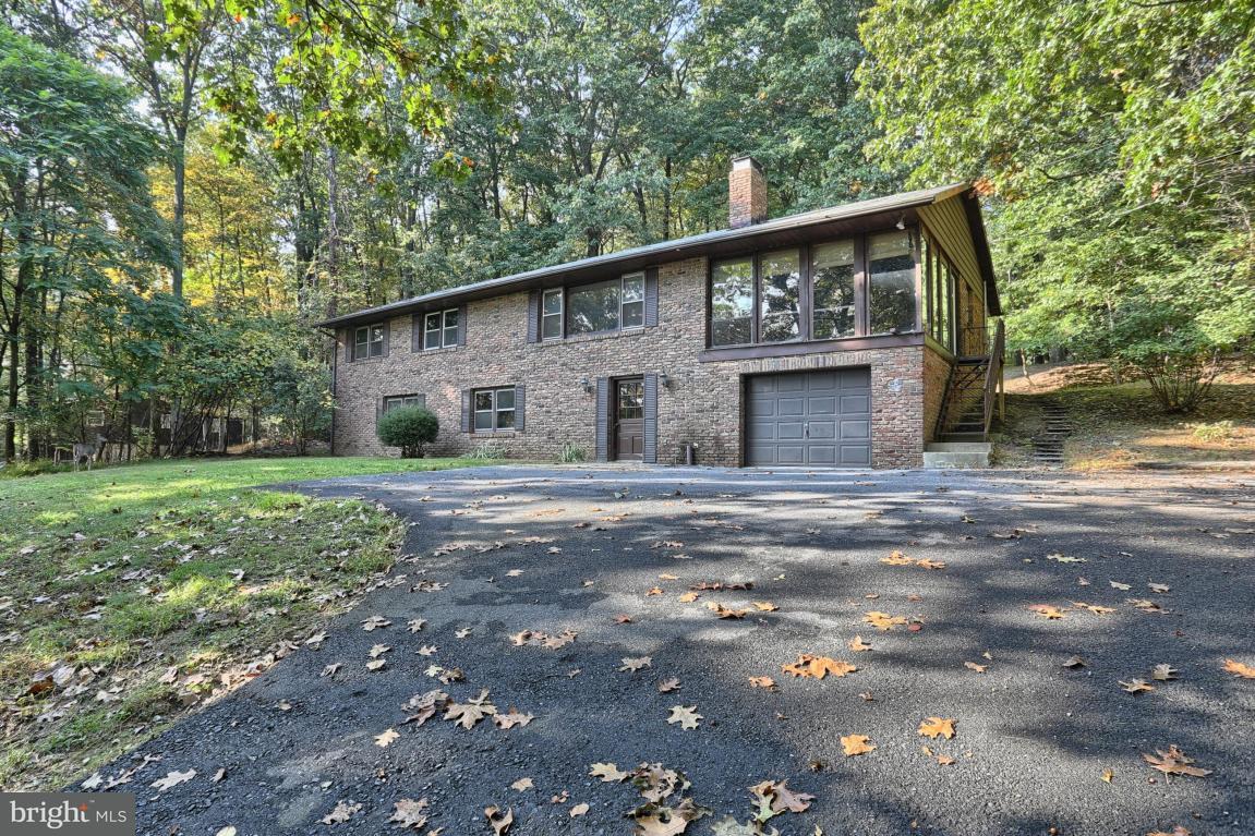 229 Old Mine Road Lebanon, PA 17042 - Photo 1 of 46 Gallery Image 1