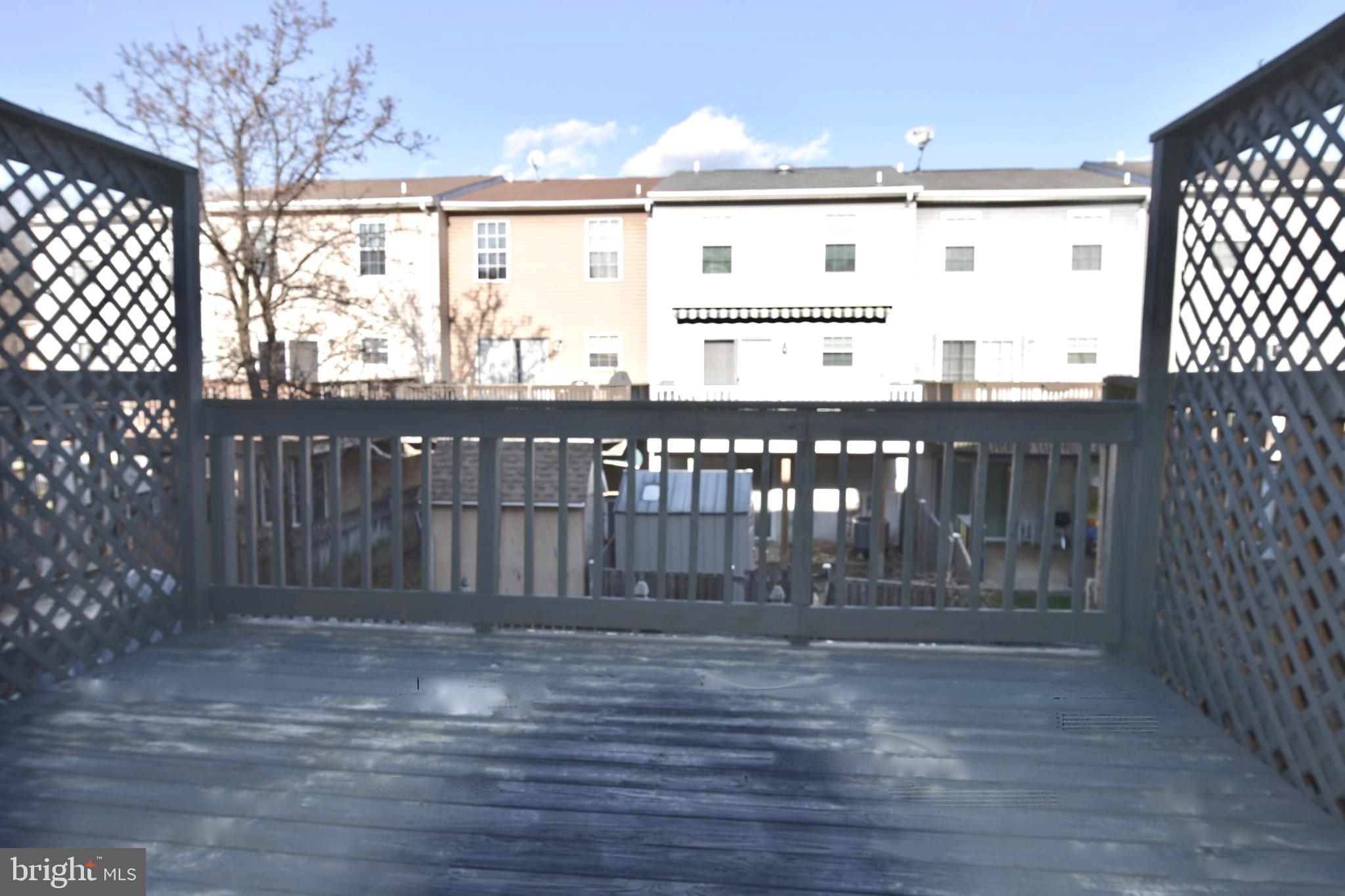 4037 Issacs Road Baltimore, MD 21220 - Photo 22 of 50 Back Deck