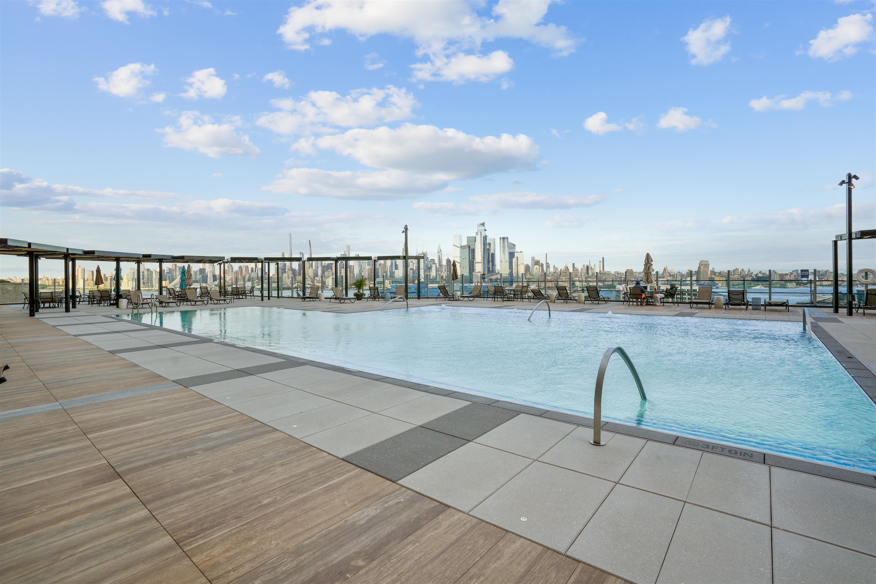 380 Mountain Road, Unit 1710 Union City, NJ 07087 - Photo 16 of 22