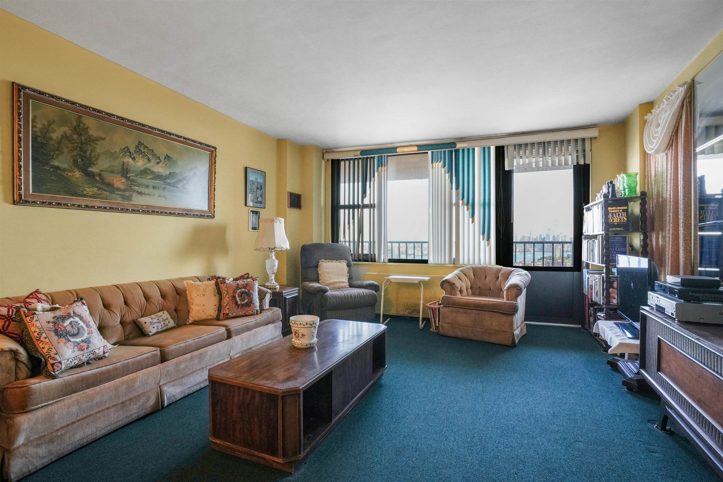 380 Mountain Road, Unit 1710 Union City, NJ 07087 - Photo 3 of 22