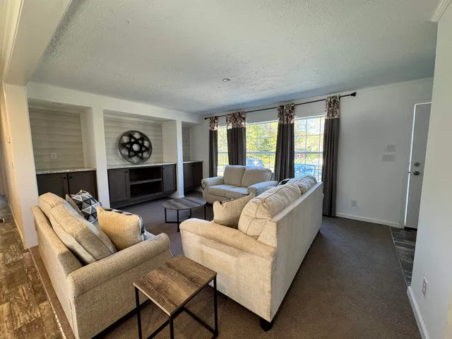 $359,000 | 6 Rockwood Street, Hartland, VT 05052