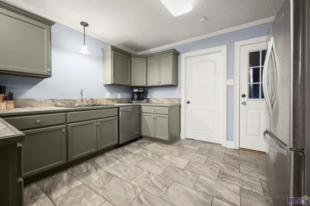 $244,000 | 14162 Forest Glen Lane, Walker, LA 70785