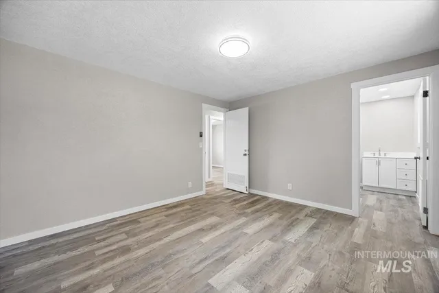 $2,500 | 435 North Haskett Street, Mountain Home, ID 83647