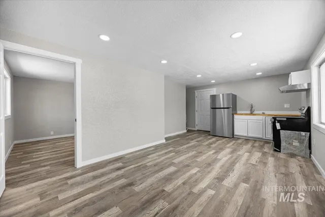 $2,500 | 435 North Haskett Street, Mountain Home, ID 83647