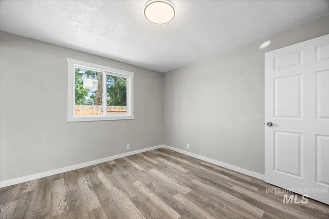 $2,500 | 435 North Haskett Street, Mountain Home, ID 83647