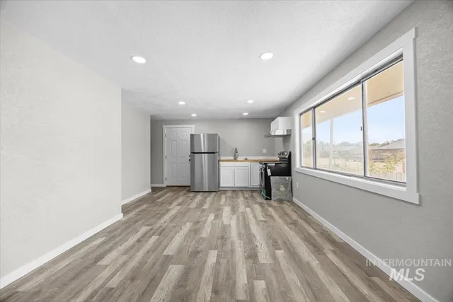 $2,500 | 435 North Haskett Street, Mountain Home, ID 83647