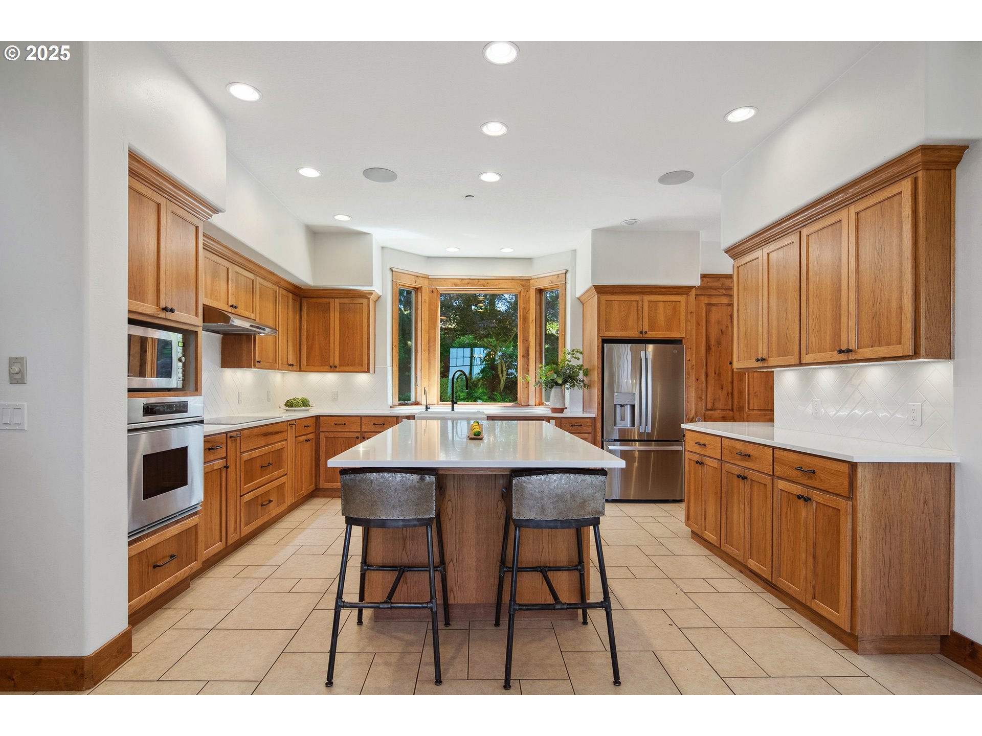 20754 Southwest Prindle Road Tualatin, OR 97062 - Photo 9 of 48 Gallery Image 9