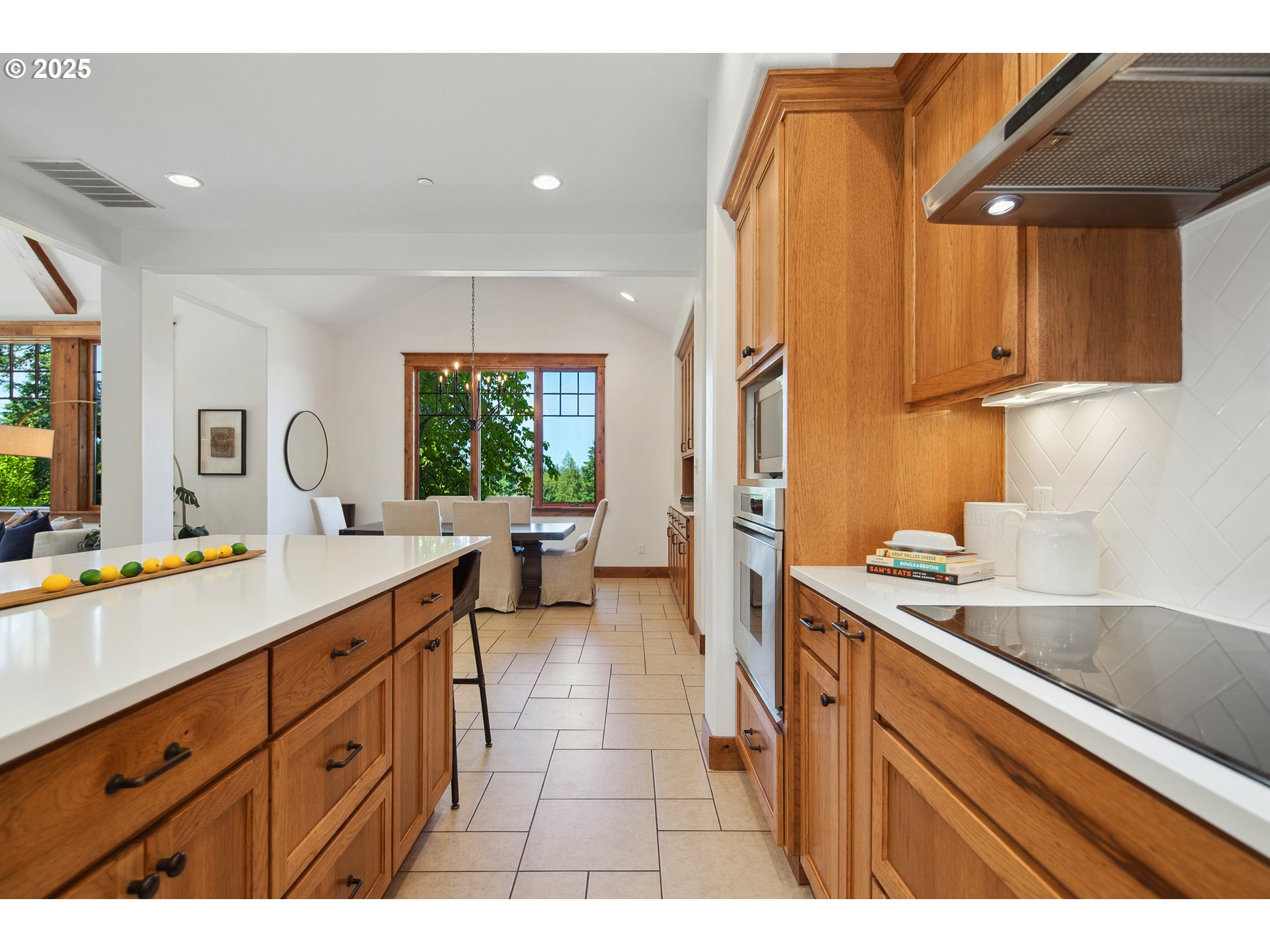 20754 Southwest Prindle Road Tualatin, OR 97062 - Photo 10 of 48 Gallery Image 10