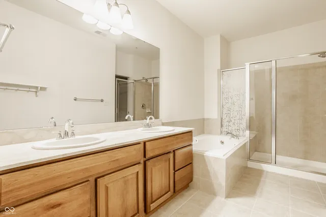 $365,000 | 451 American Way North, Unit 1C, Carmel, IN 46032