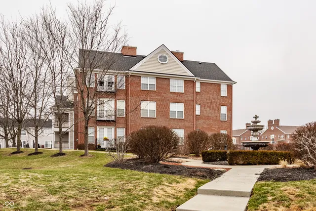 $365,000 | 451 American Way North, Unit 1C, Carmel, IN 46032