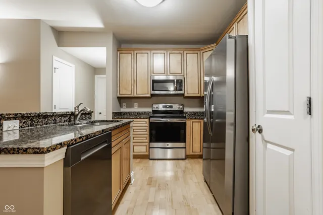 $365,000 | 451 American Way North, Unit 1C, Carmel, IN 46032