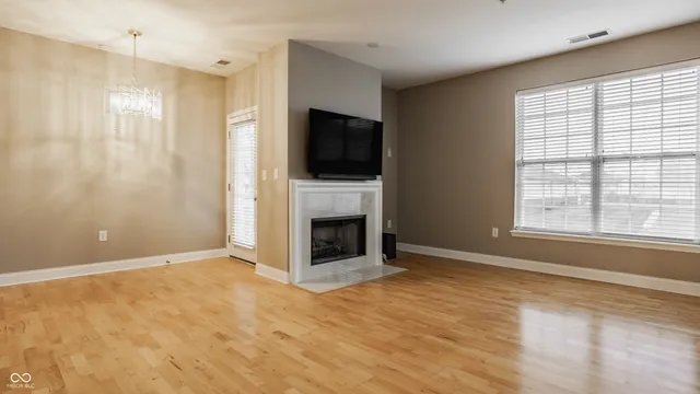 $365,000 | 451 American Way North, Unit 1C, Carmel, IN 46032