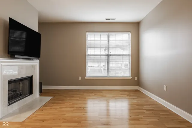 $365,000 | 451 American Way North, Unit 1C, Carmel, IN 46032