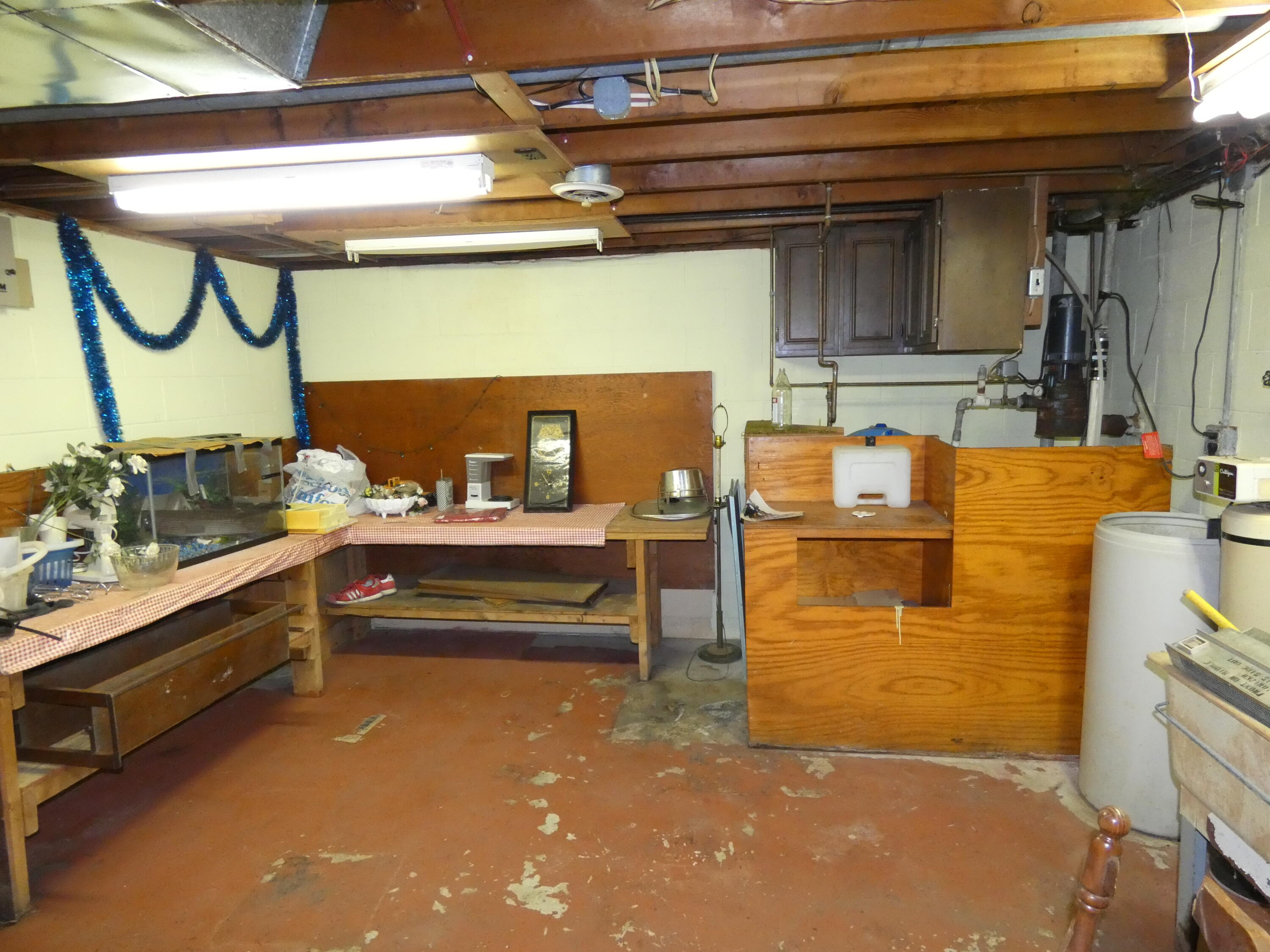 301 Fisk Road Benton Harbor, MI 49022 - Photo 27 of 42 P1010826