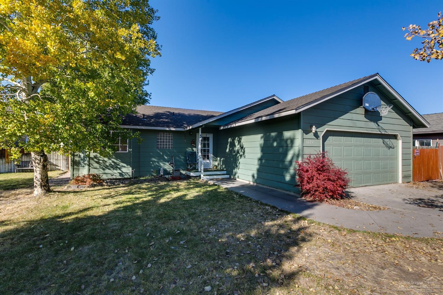 1727 Southwest 27th Street Redmond, OR 97756 - Photo 25 of 25 Gallery Image 25