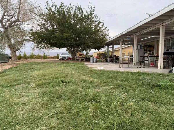 $385,000 | 33979 Fremont Road, Newberry Springs, CA 92365