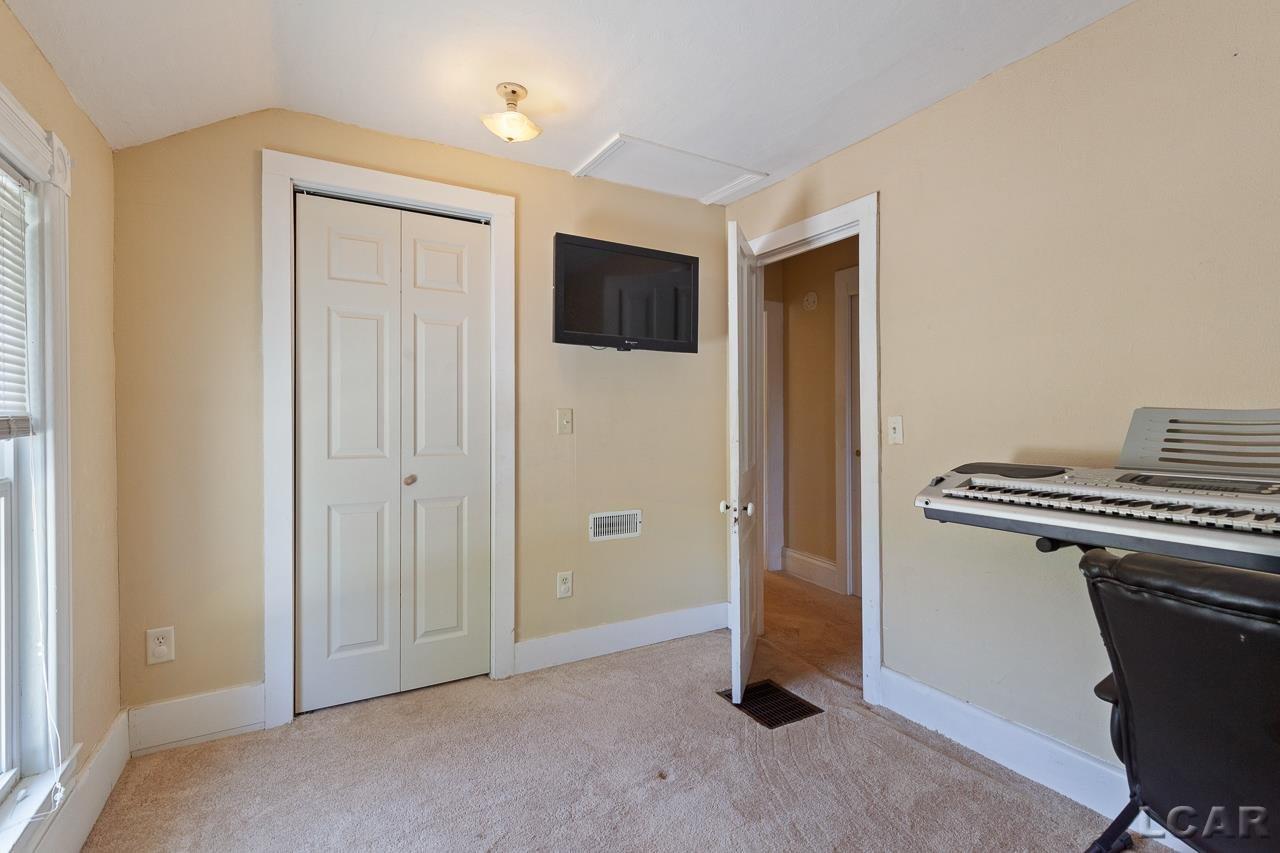 17126 Manitou Beach Road Addison, MI 49220 - Photo 23 of 45 50042073-22.JPG