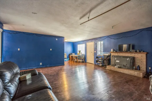 $525,000 | 3665 Kerner Boulevard, Unit D, San Rafael, CA 94901