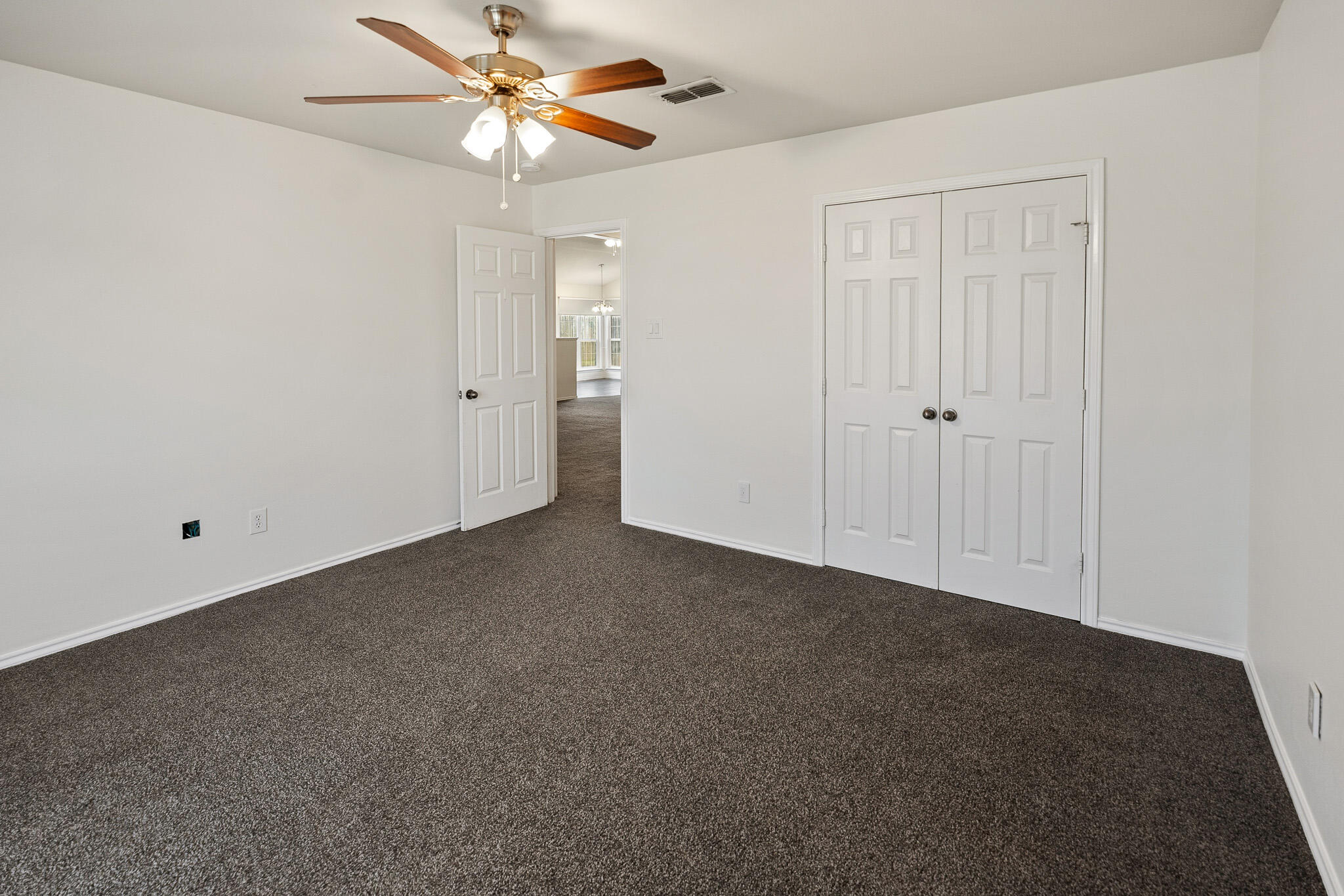 6502 89th Street Lubbock, TX 79424 - Photo 7 of 26 DSC00530