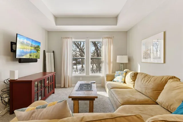 $875,000 | 7465 Glengarry Place, Eden Prairie, MN 55344