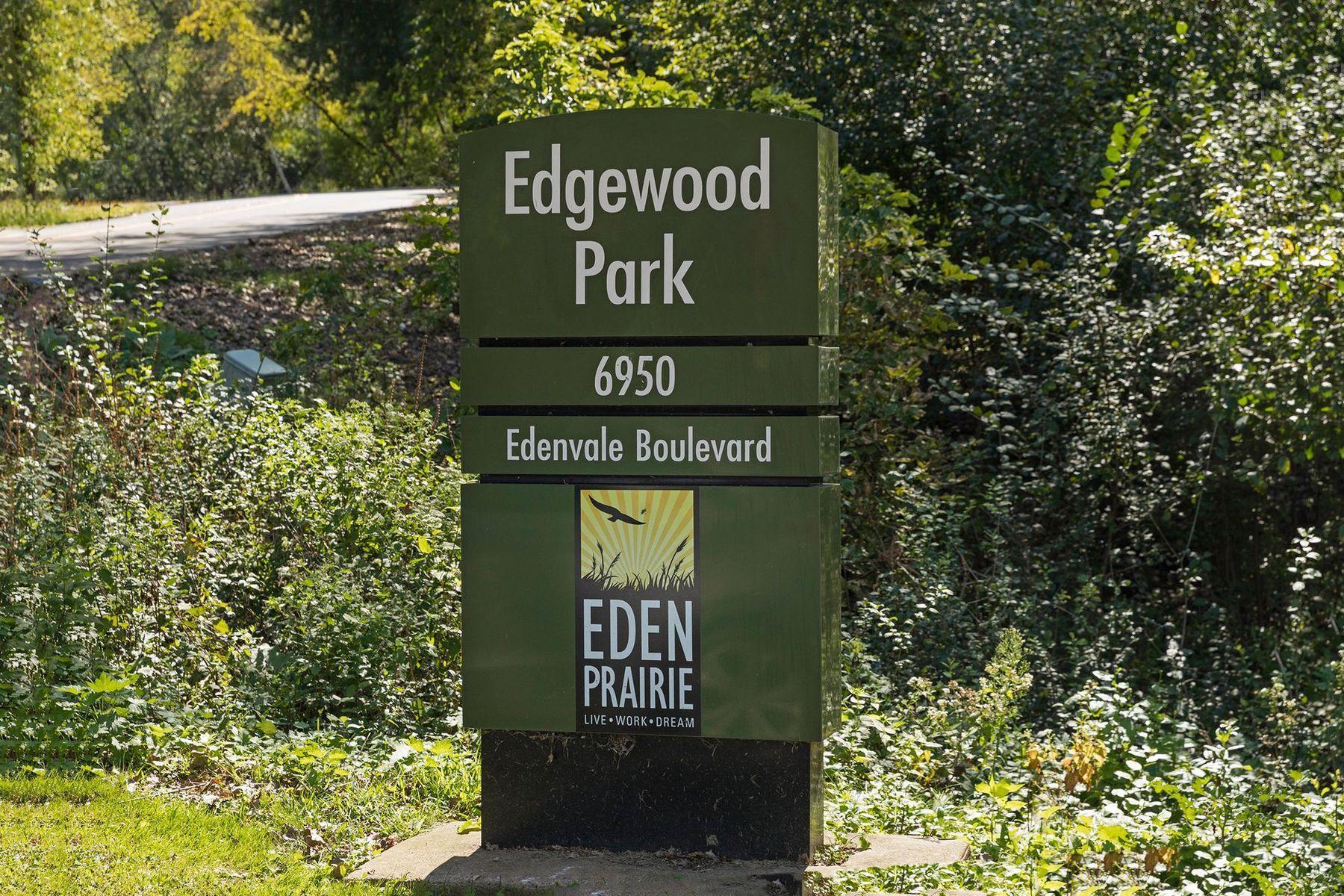 7465 Glengarry Place Eden Prairie, MN 55344 - Photo 57 of 61