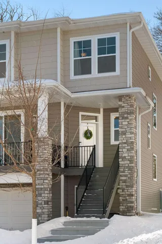 $875,000 | 7465 Glengarry Place, Eden Prairie, MN 55344