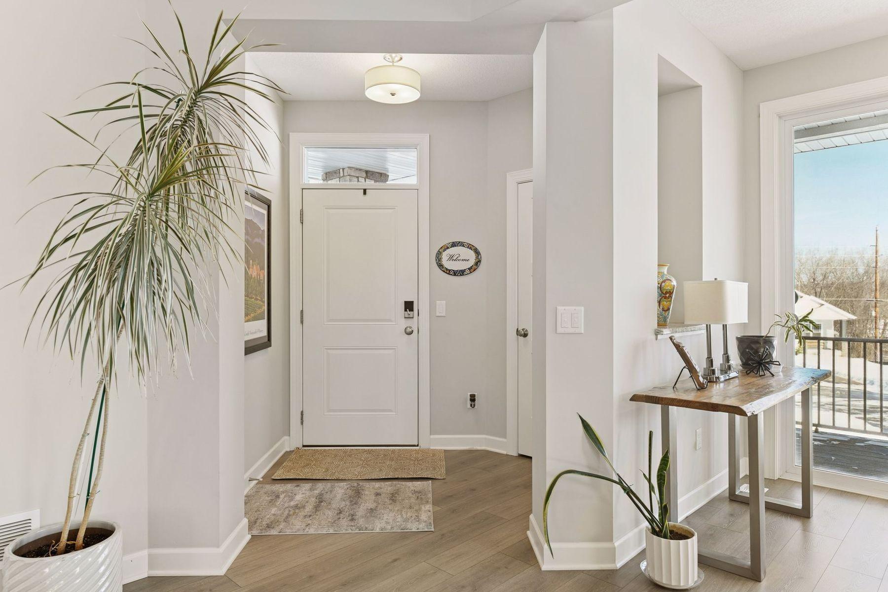 7465 Glengarry Place Eden Prairie, MN 55344 - Photo 7 of 61