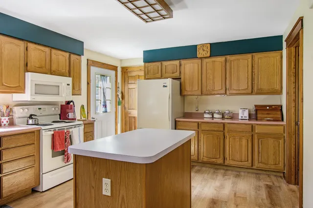 $410,000 | 228 Higgins Hill Road, St. Johnsbury, VT 05819