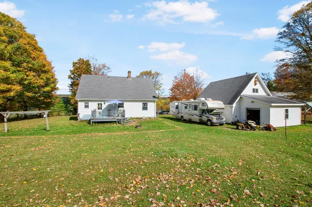 $410,000 | 228 Higgins Hill Road, St. Johnsbury, VT 05819