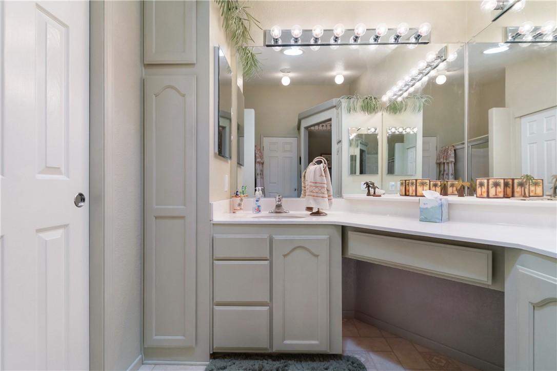 1545 East El Rodeo Road, Unit 60 Fort Mohave, AZ 86426 - Photo 42 of 60 Bathroom