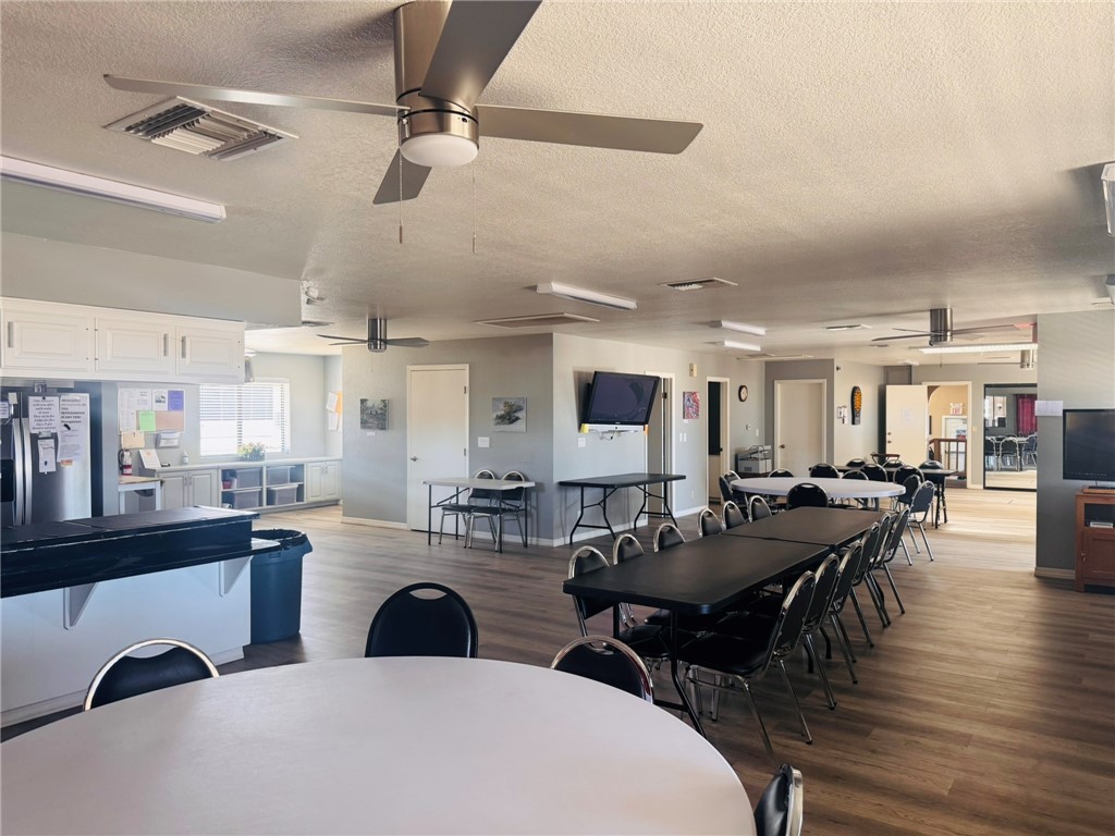 1545 East El Rodeo Road, Unit 60 Fort Mohave, AZ 86426 - Photo 52 of 60 Dining Area