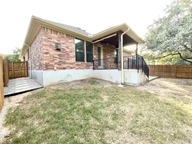 a view of a house with a outdoor space
