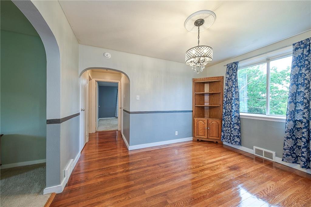219 McMichael Road Carnegie, PA 15106 - Photo 11 of 35 Gallery Image 11