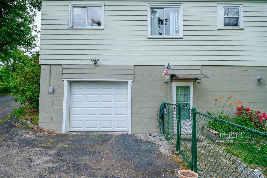 219 McMichael Road Carnegie, PA 15106 - Photo 25 of 35 Gallery Image 25