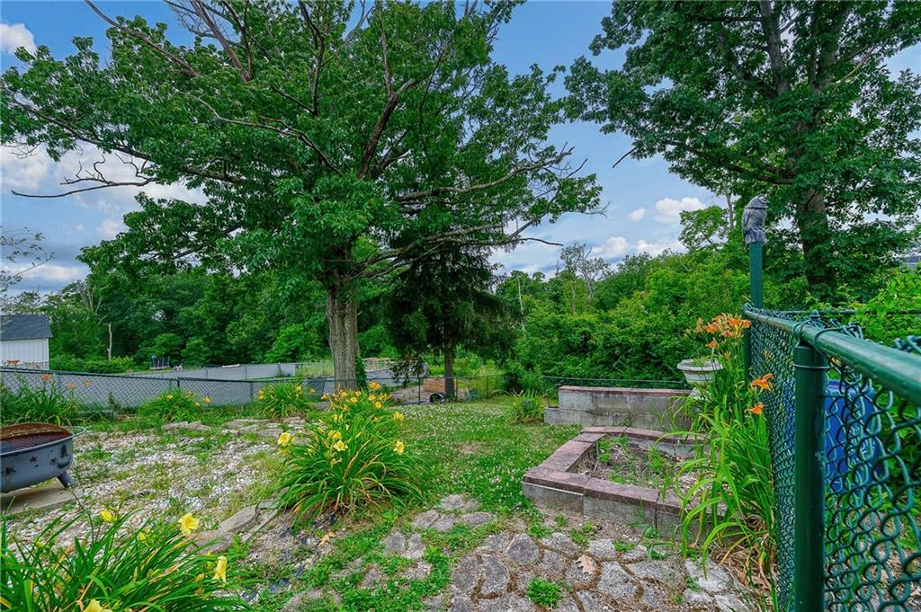 219 McMichael Road Carnegie, PA 15106 - Photo 26 of 35 Gallery Image 26