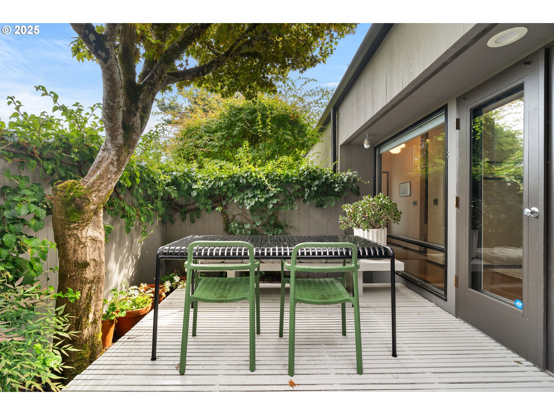 1555 Southwest Miller Court Gresham, OR 97080 - Photo 38 of 47 a view of balcony with furniture