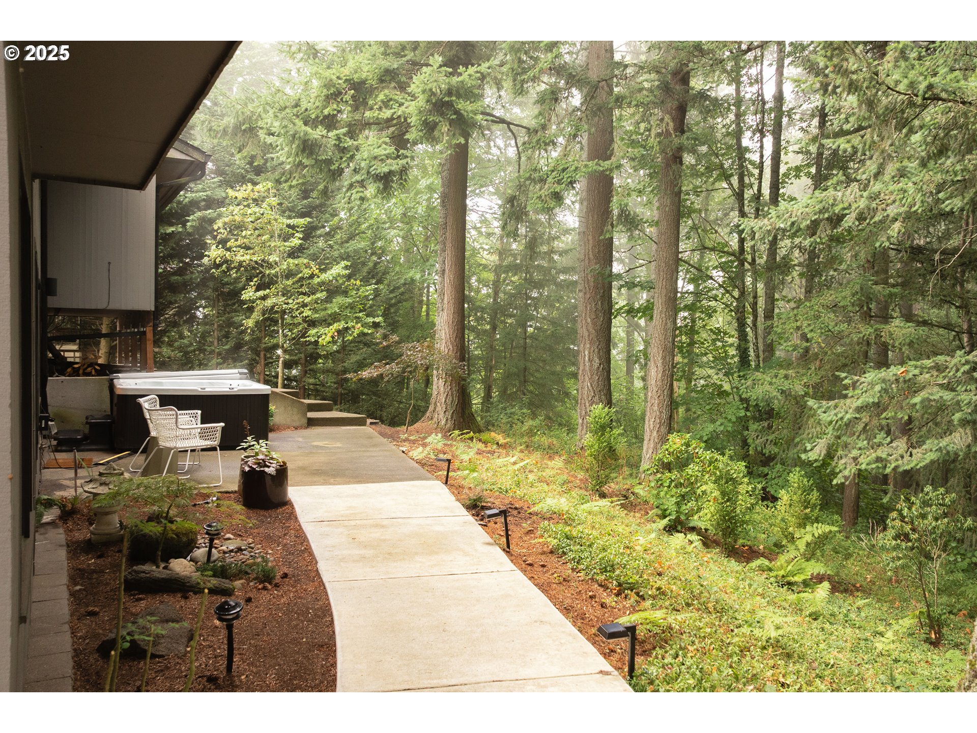 1555 Southwest Miller Court Gresham, OR 97080 - Photo 41 of 47