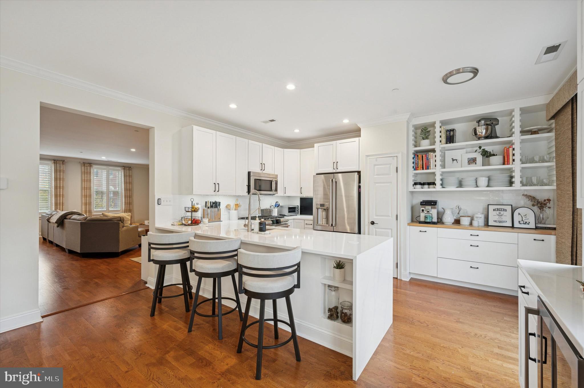 610 Captains Way Philadelphia, PA 19146 - Photo 9 of 25