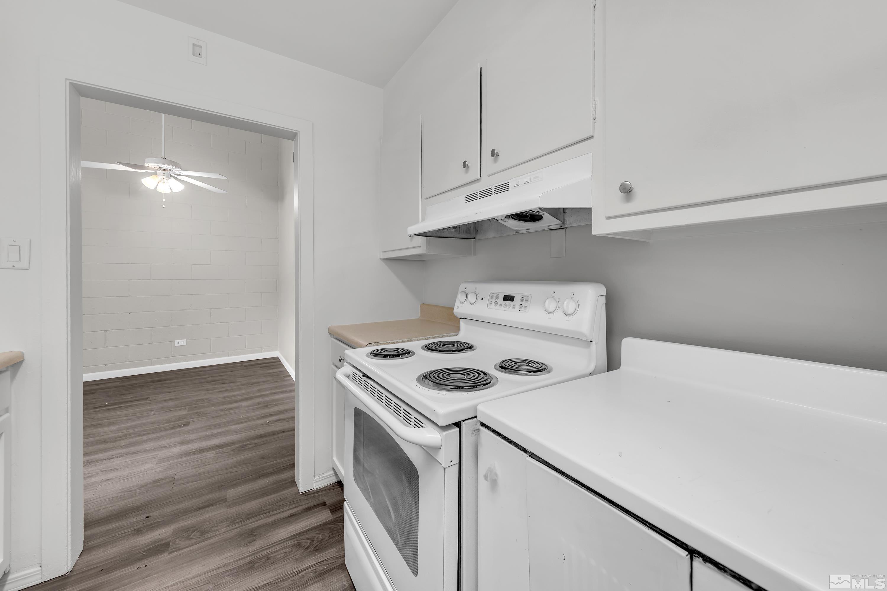 12000 Rocky Mountain Street Reno, NV 89506 - Photo 11 of 40 a utility room with dryer and washer