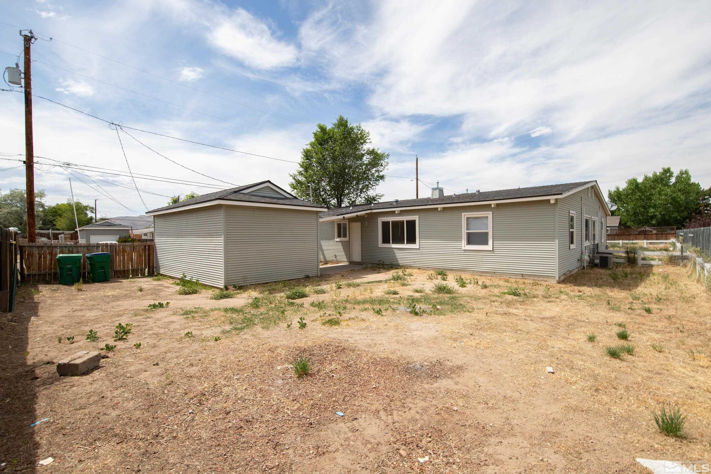 12000 Rocky Mountain Street Reno, NV 89506 - Photo 27 of 40 a view of backyard of house