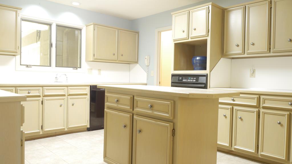 8935 M Moore Road Columbus, GA 31904 - Photo 15 of 46 Kitchen