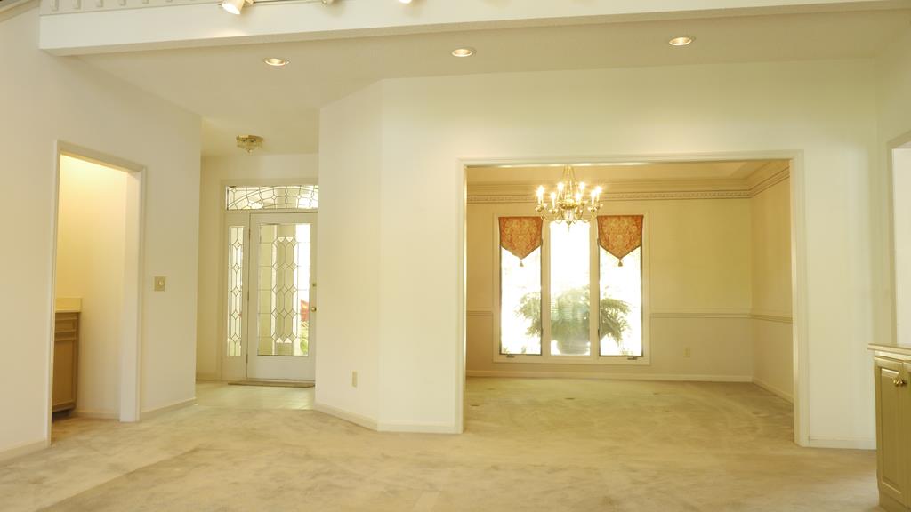 8935 M Moore Road Columbus, GA 31904 - Photo 10 of 46 Family room, dining room and wet bar