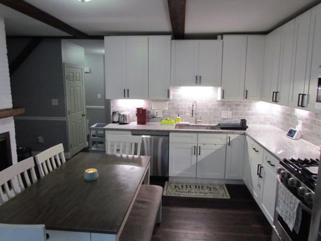 73 Coldwell Street Manchester, NH 03103 - Photo 5 of 32 Gallery Image 5