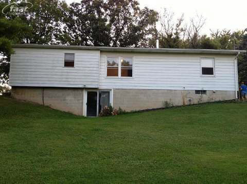 9125 Bancroft Road Bancroft, MI 48414 - Photo 10 of 12 20373546-9.JPG